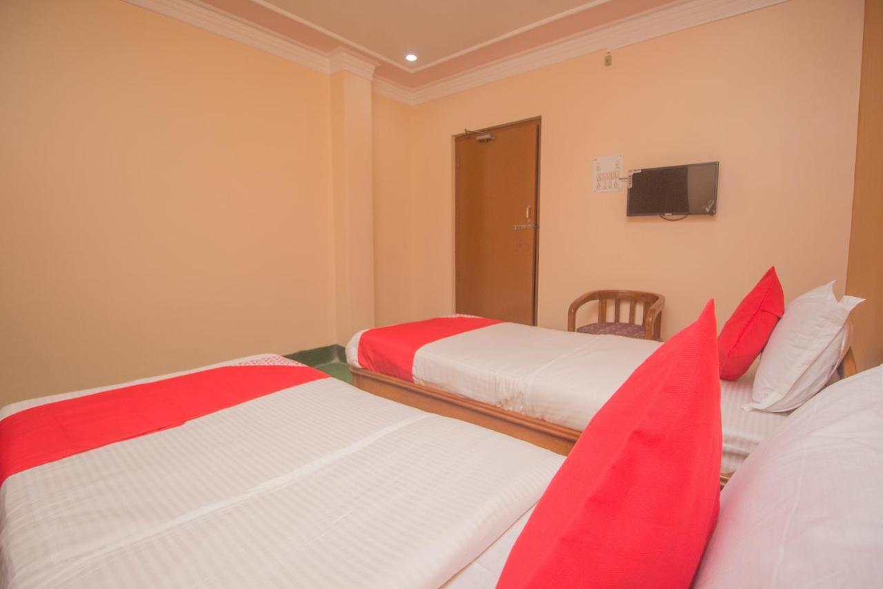 Oyo 48133 Hotel Payel Māldah Exterior foto