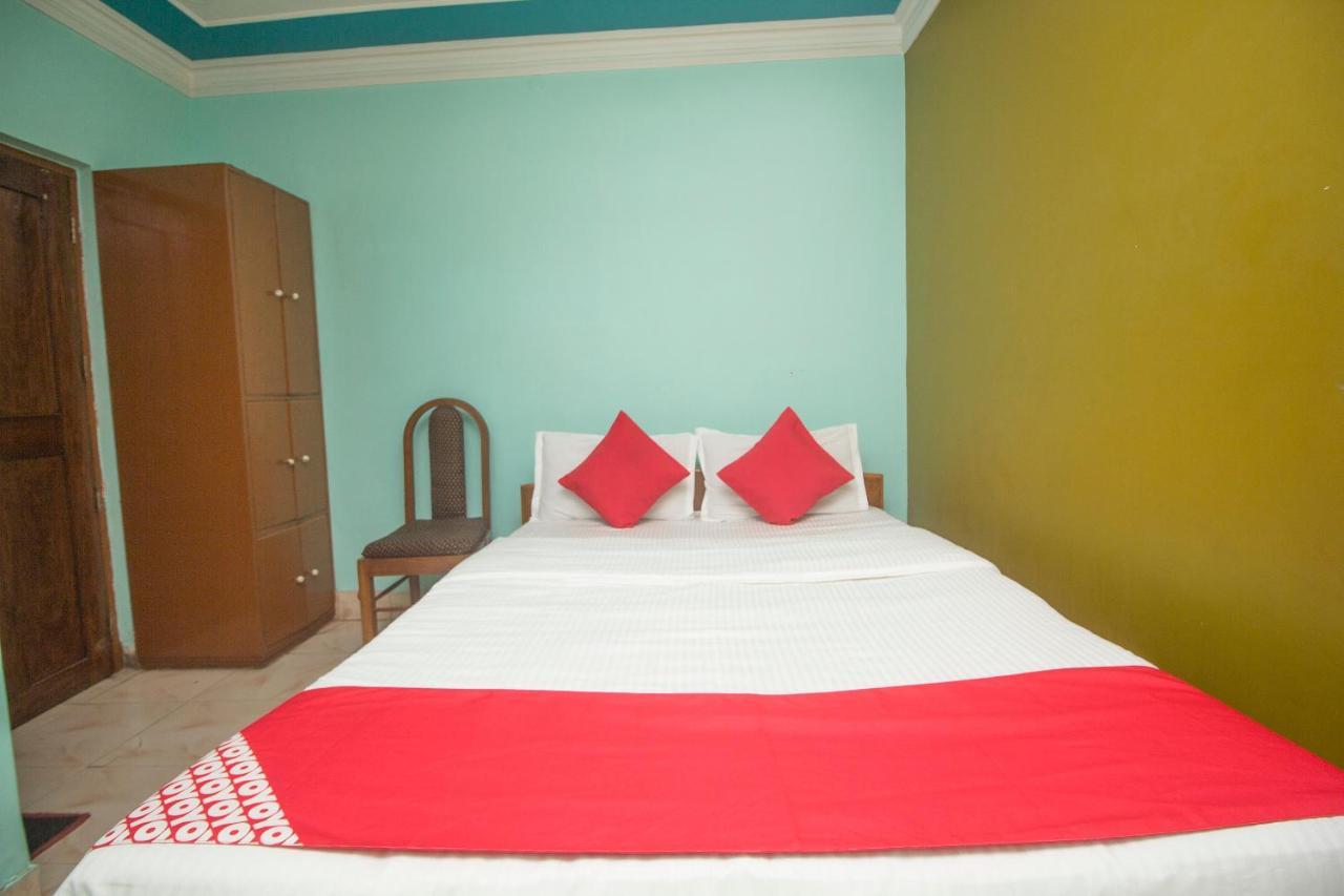 Oyo 48133 Hotel Payel Māldah Exterior foto