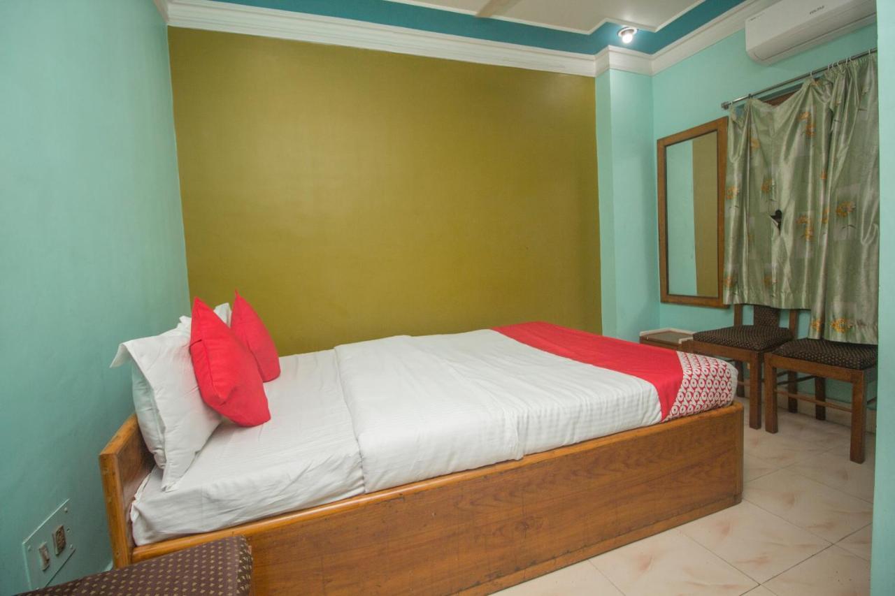 Oyo 48133 Hotel Payel Māldah Exterior foto