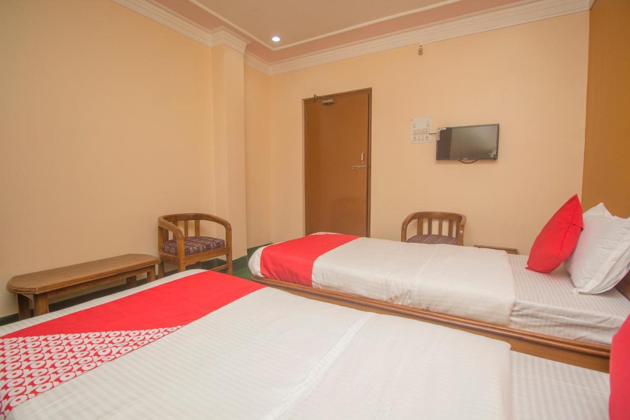 Oyo 48133 Hotel Payel Māldah Exterior foto